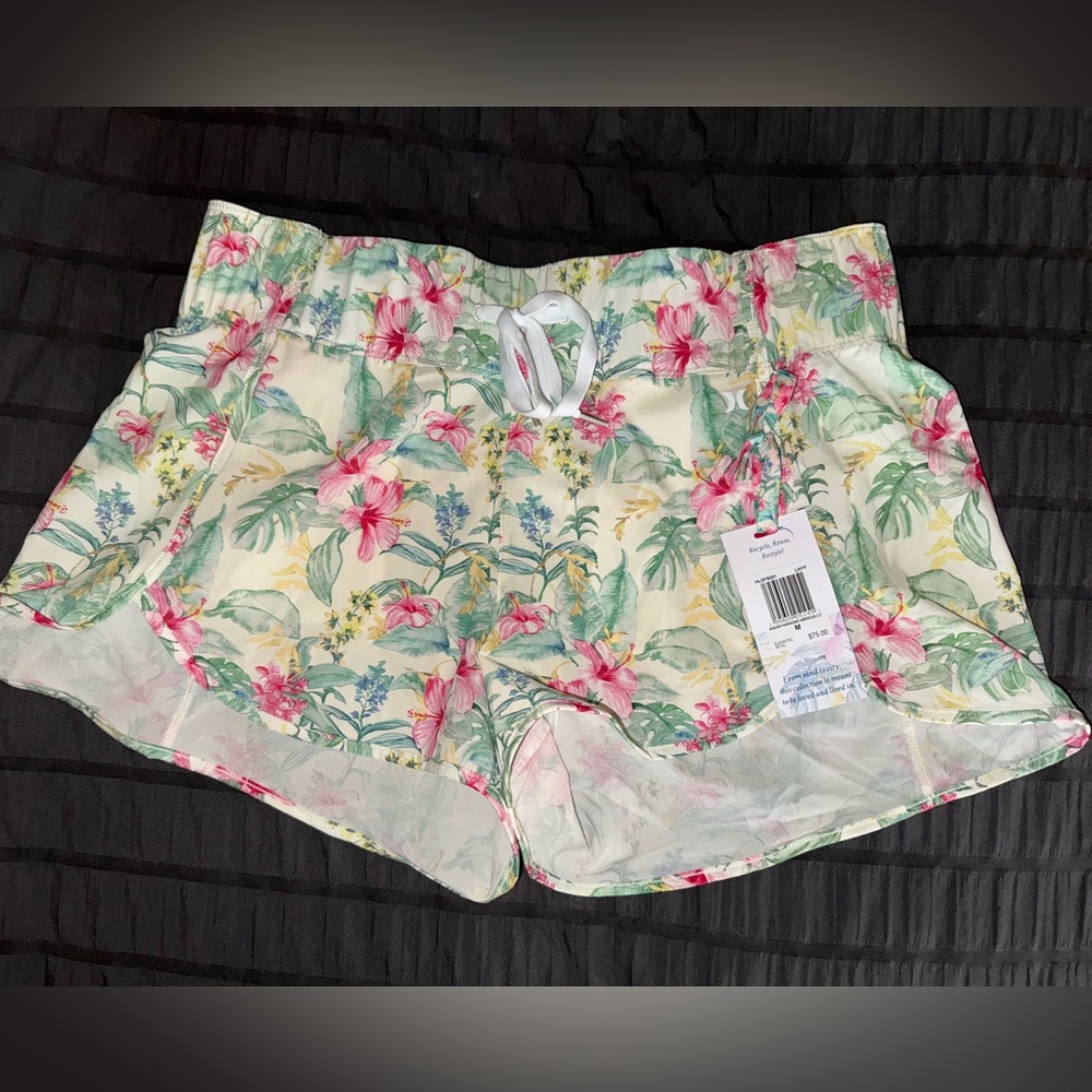 LoveShackFancy x Hurley Hawaiian Hibiscus 2.5 board shorts lemon yellow floral